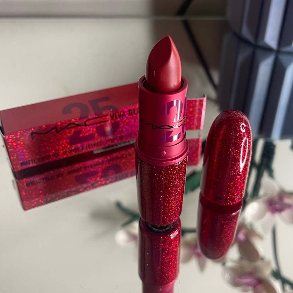 limited edition viva glam 1